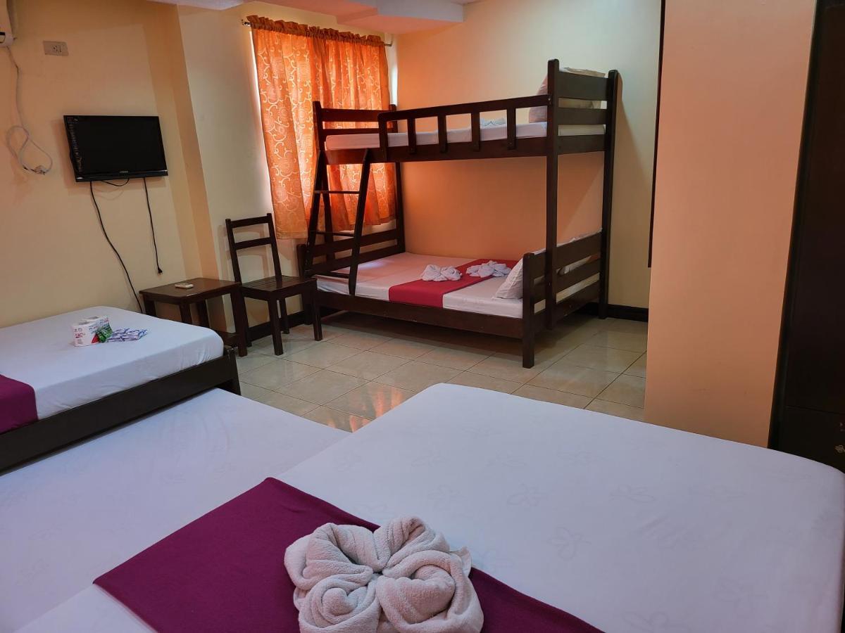 Oyo 573 Voyagers Palace Puerto Princesa Екстер'єр фото